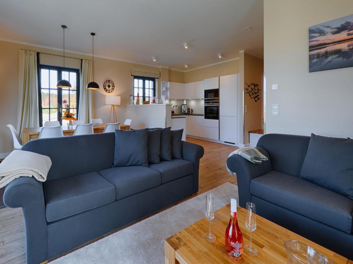 Reetland Am Meer - Luxus Reetdachvilla Mit 3 Schlafzimmern, Sauna Und Kamin F18 Dranske Buitenkant foto